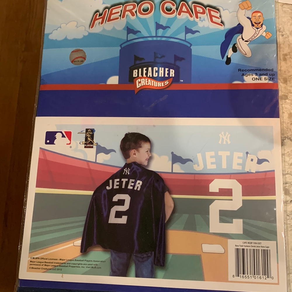 Derek Jeter Hero Cape for kids
